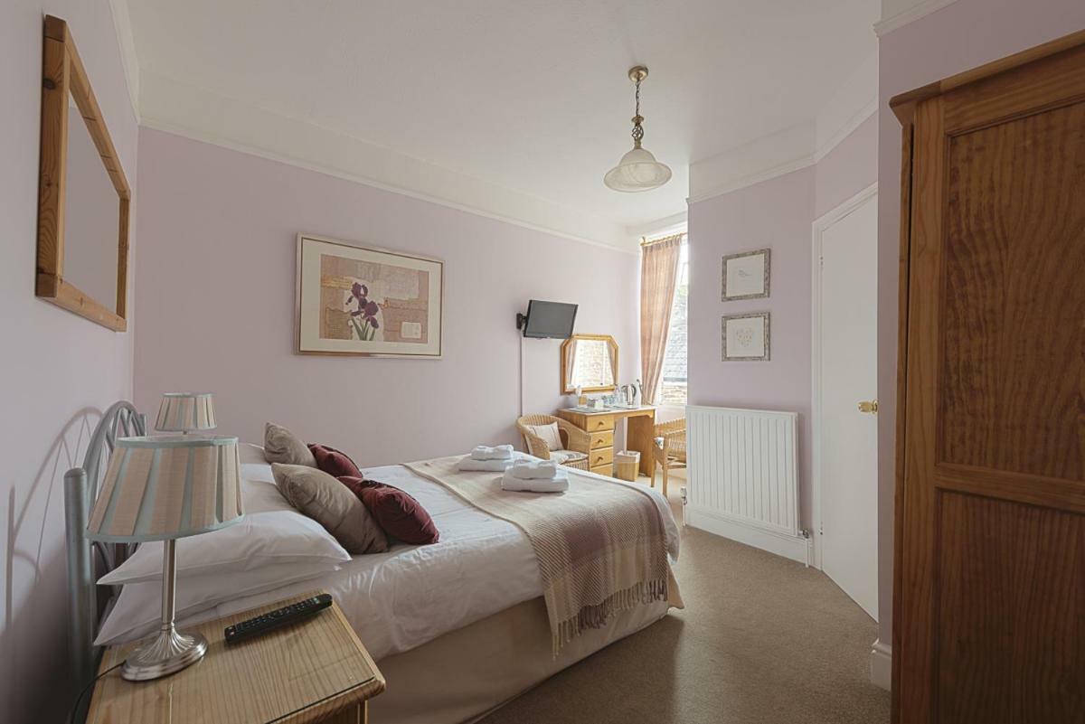 Cliftons Guest House Truro Exterior foto