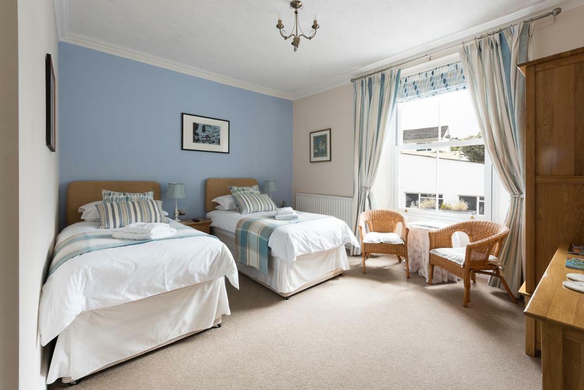 Cliftons Guest House Truro Exterior foto